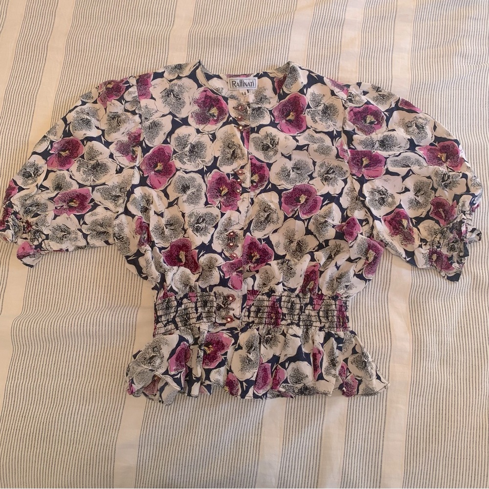 Truly charming vintage floral blouse